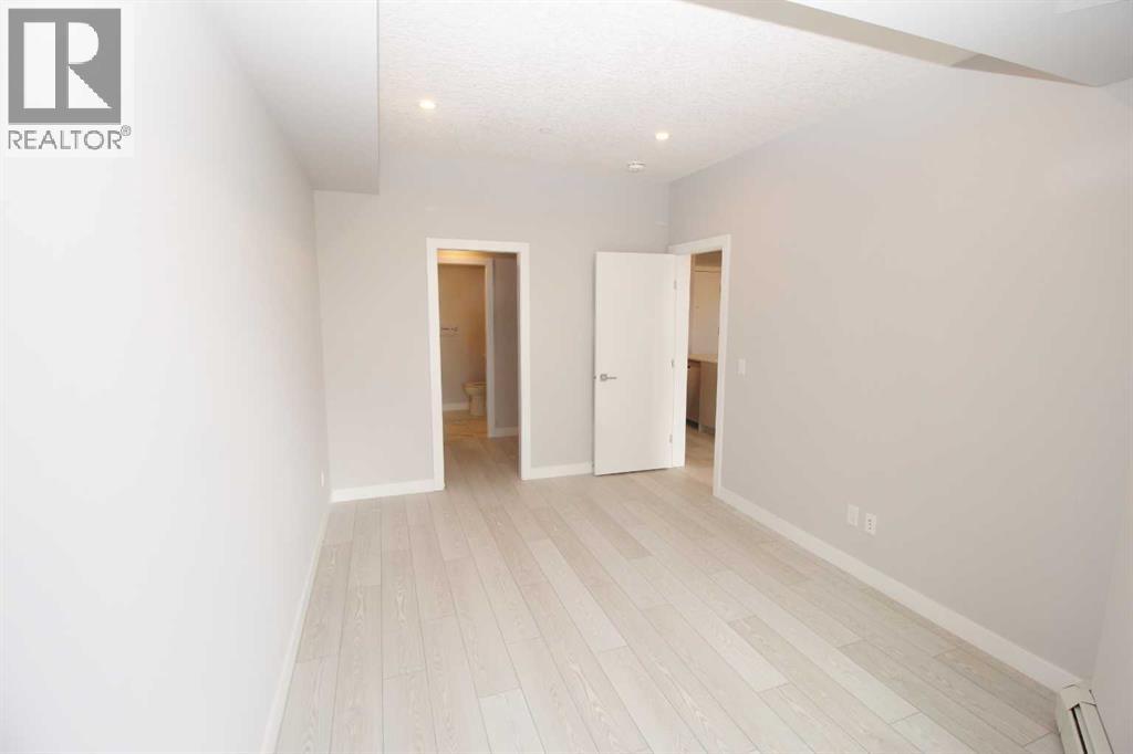 #214 8370 Broadcast Avenue SW - 16