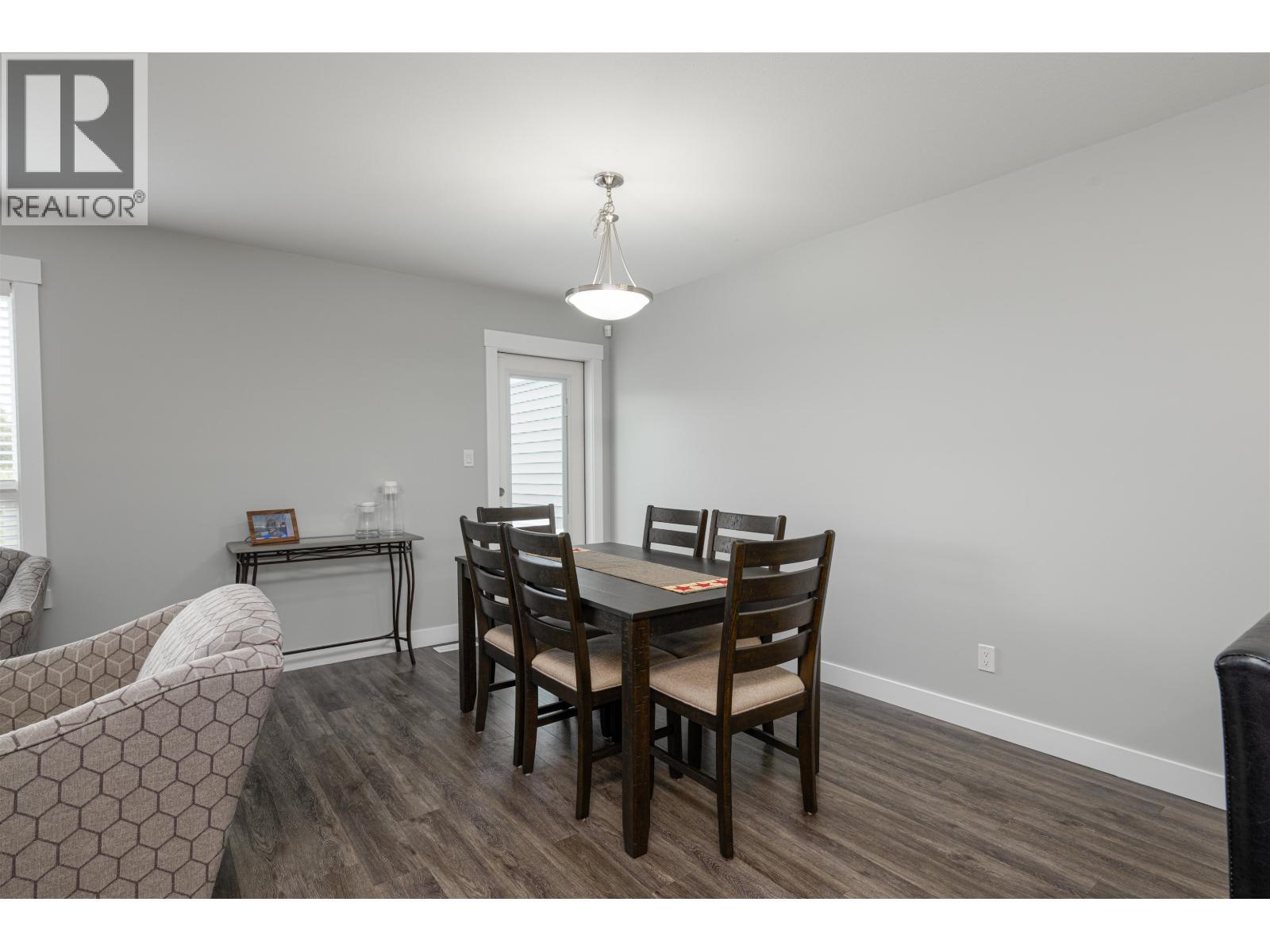 Photo 10 of 40 — 303 6798 WESTGATE AVENUE · Prince George, BC