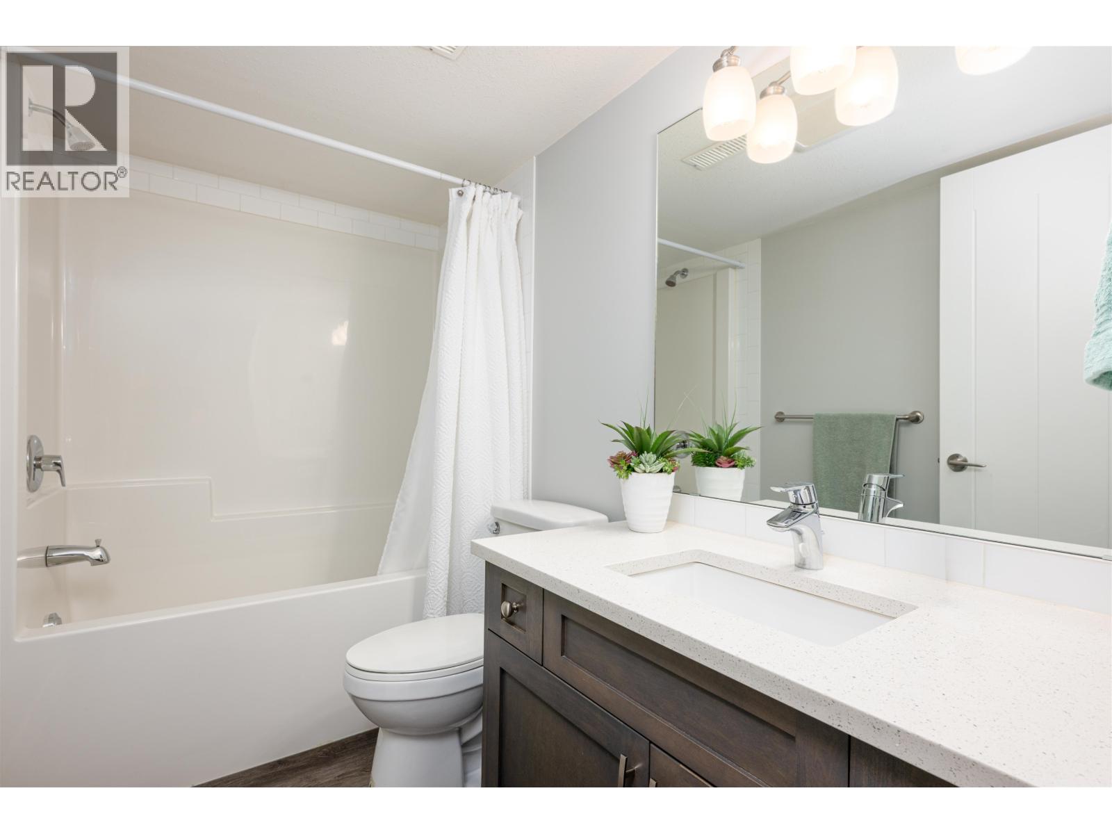 Photo 32 of 40 — 303 6798 WESTGATE AVENUE · Prince George, BC