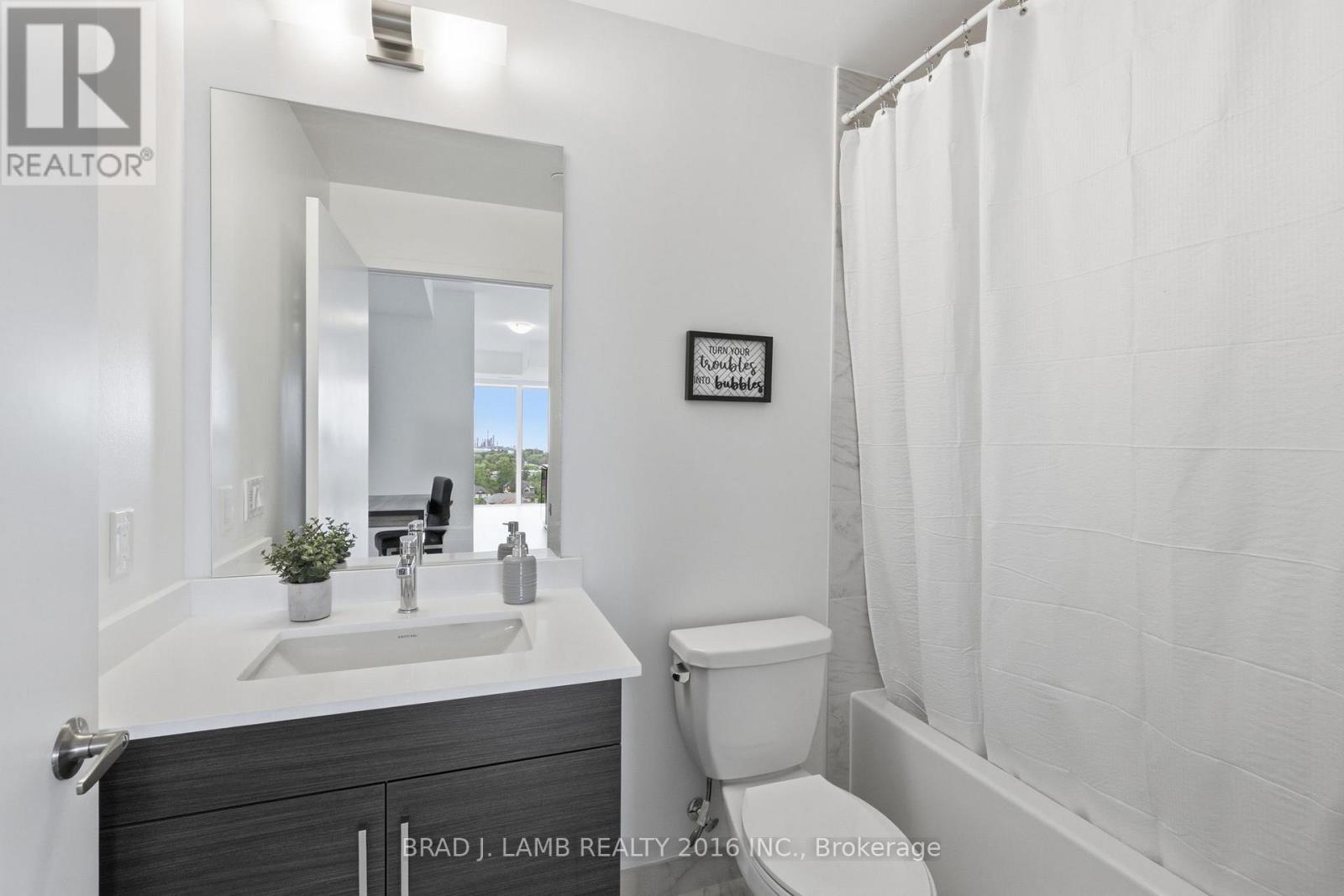 #1204 1035 SOUTHDOWN ROAD - 14