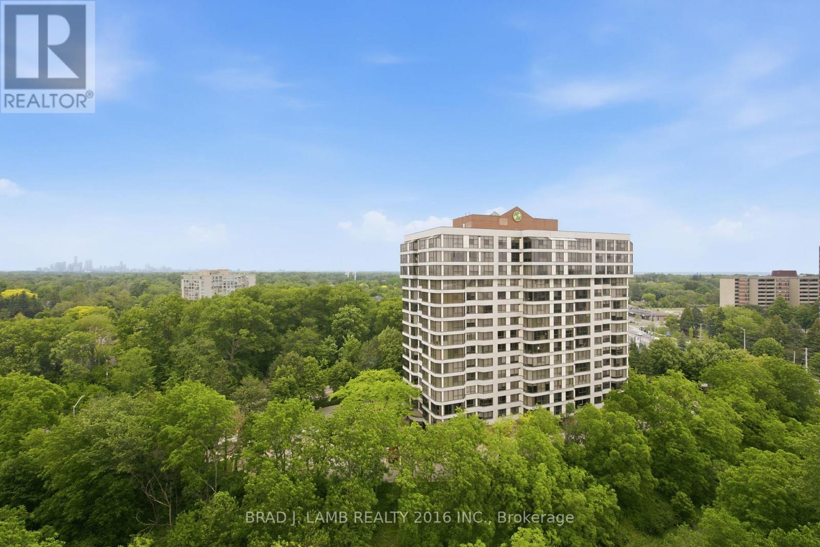 #1204 1035 SOUTHDOWN ROAD - 24