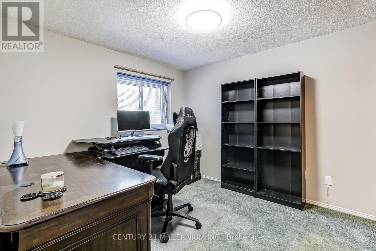 82 HORTON CRESCENT - 19