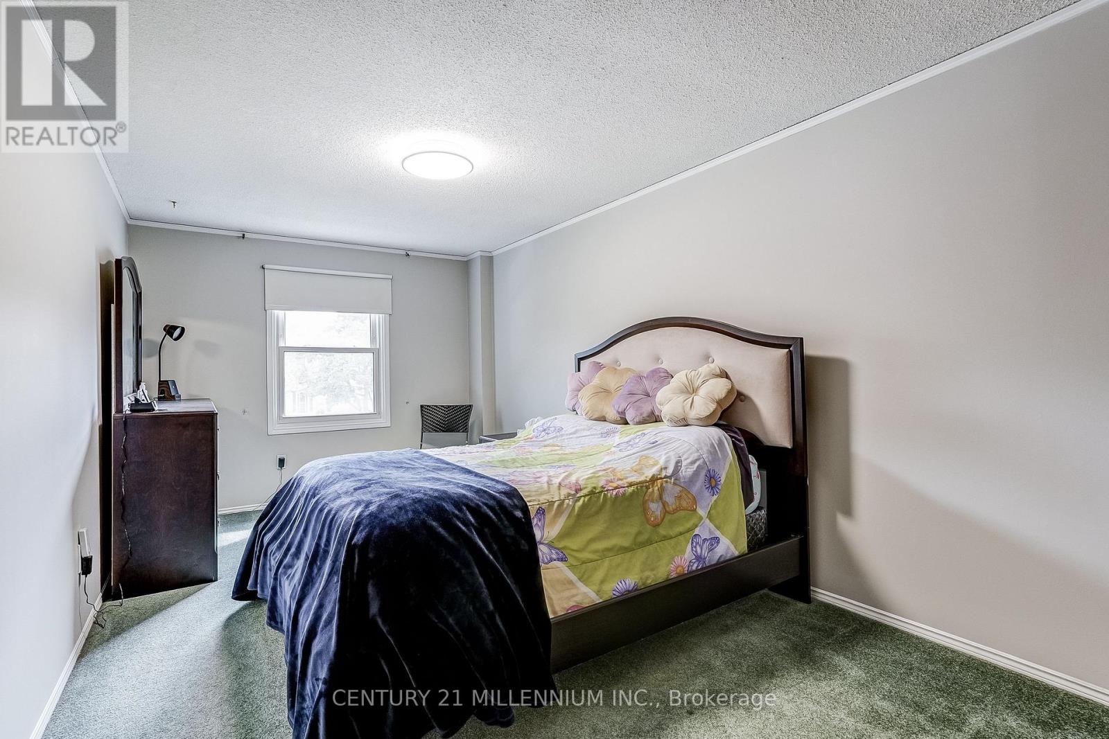 82 HORTON CRESCENT - 24