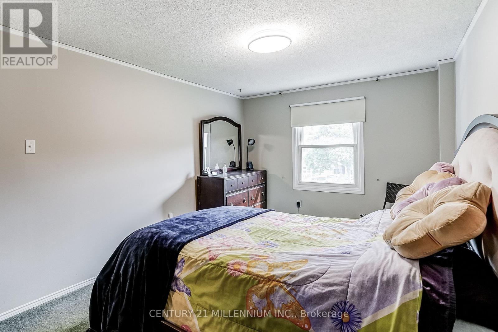 82 HORTON CRESCENT - 25