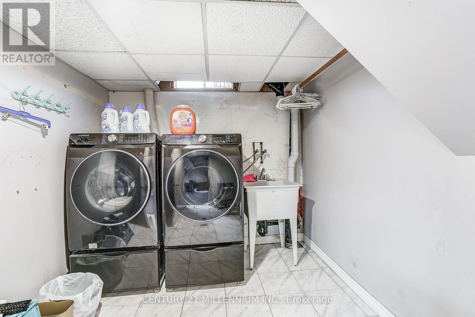 82 HORTON CRESCENT - 28