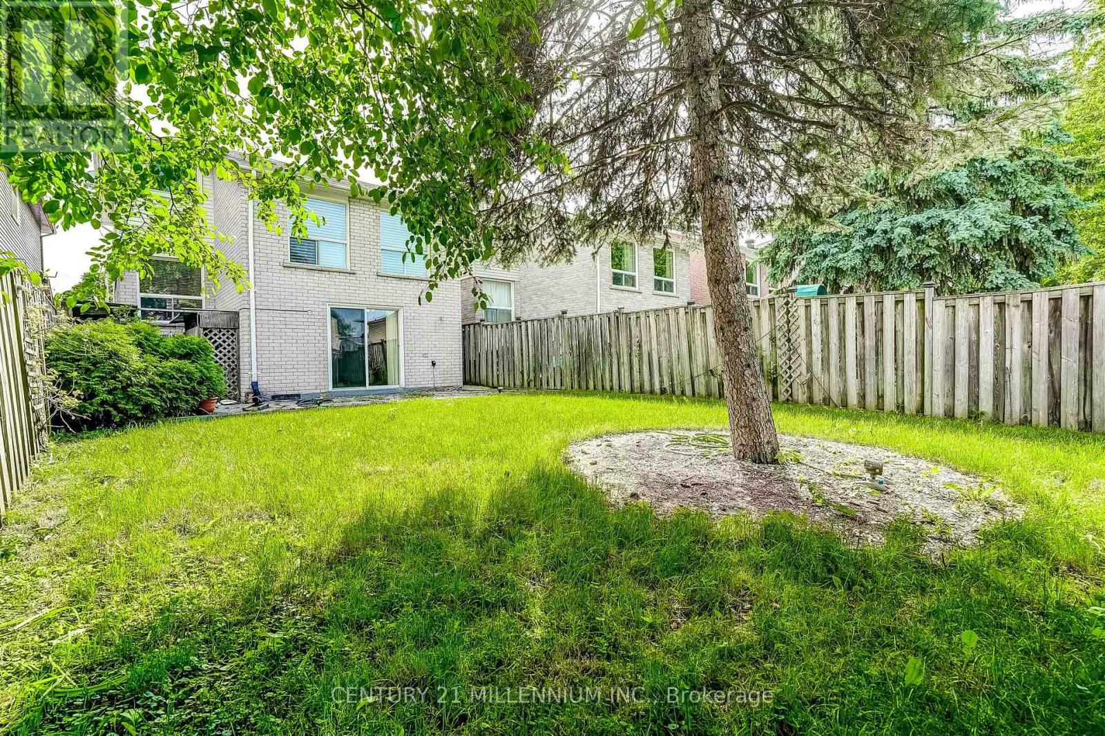 82 HORTON CRESCENT - 31