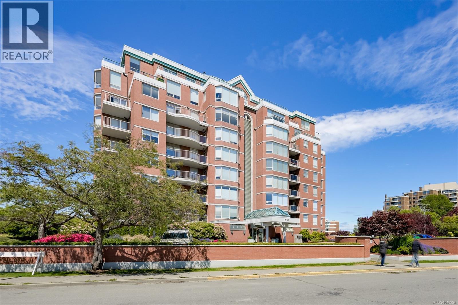 802 630 Montreal Street, Victoria