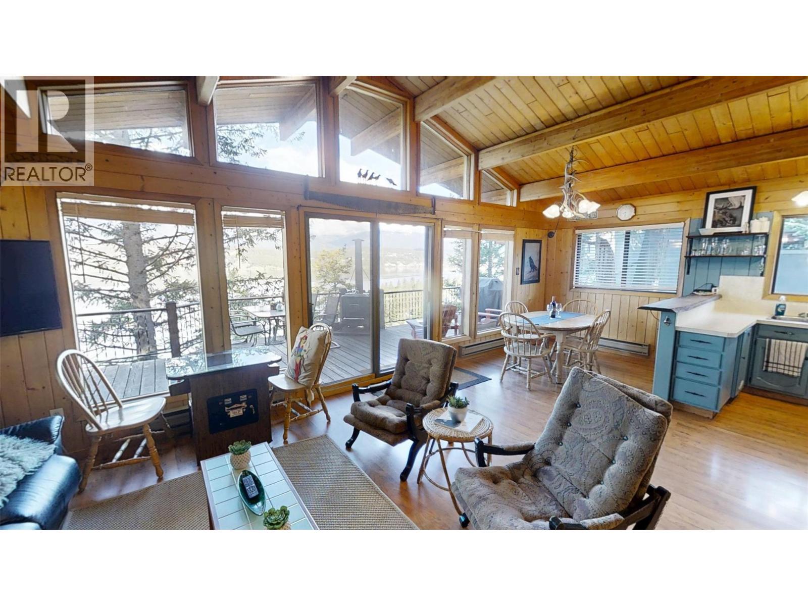 1121 Hilltop Road - 17