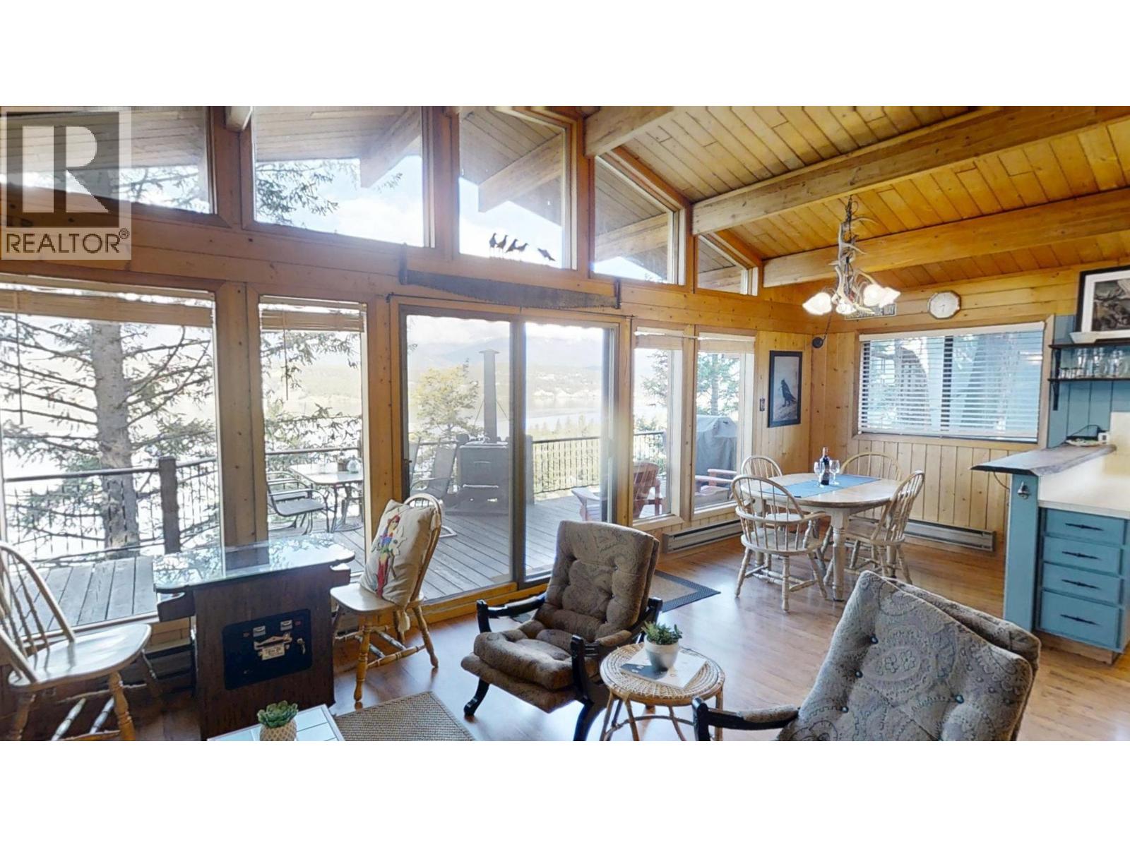 1121 Hilltop Road - 18