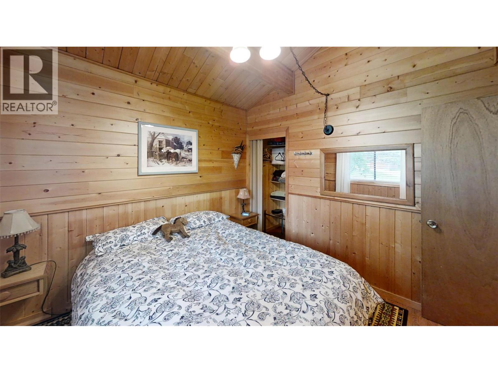 1121 Hilltop Road - 24