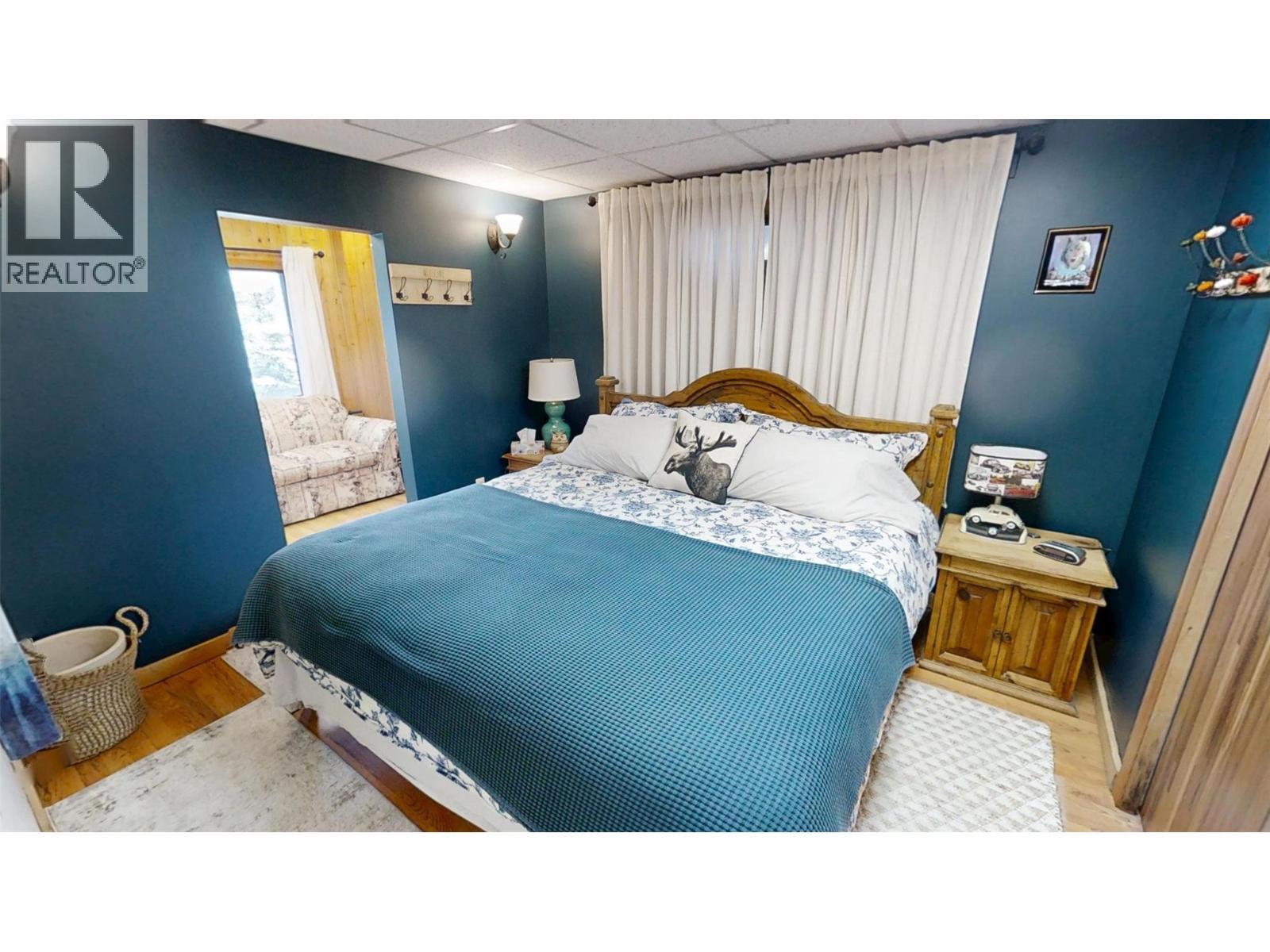 1121 Hilltop Road - 30