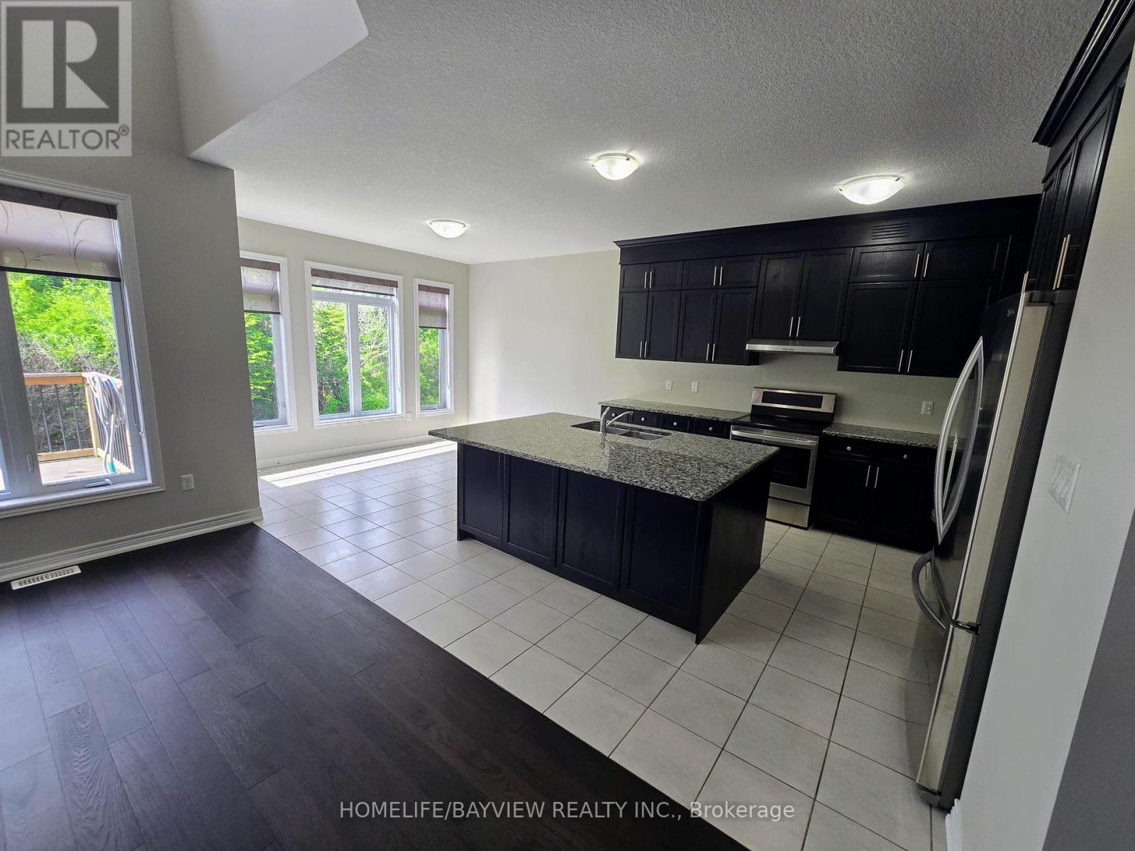65 WESTRA DRIVE - 10