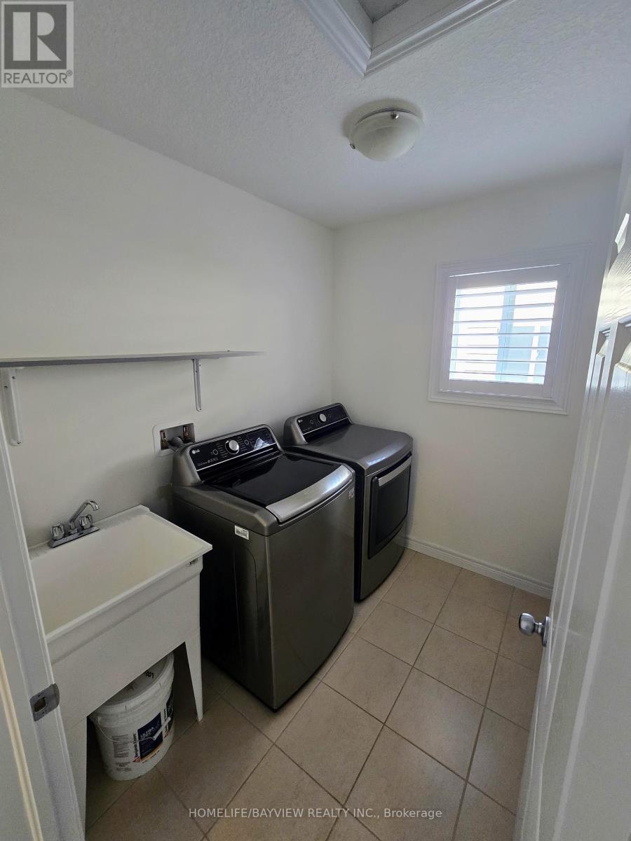 65 WESTRA DRIVE - 15