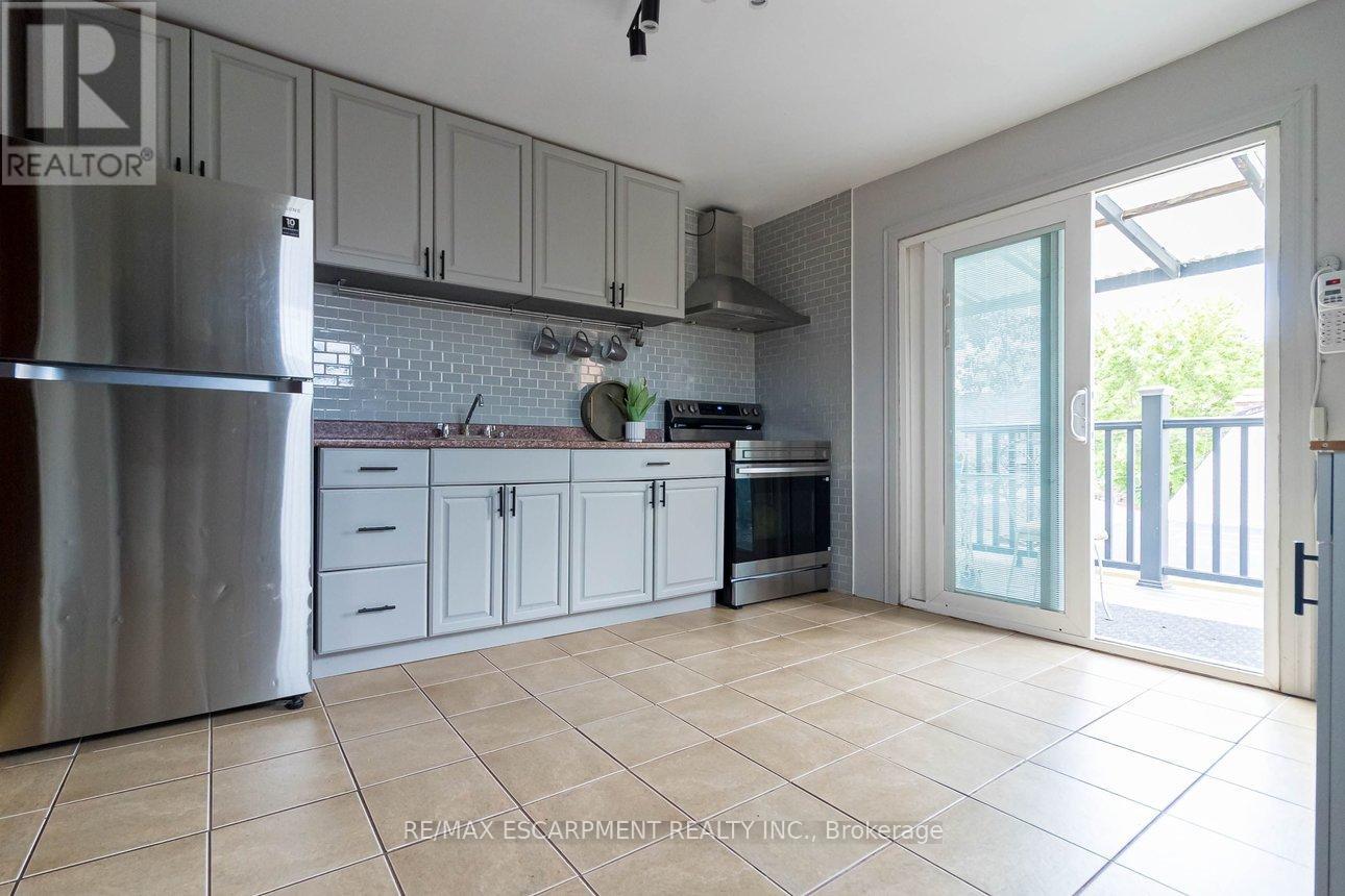82 BURRIS STREET - 24