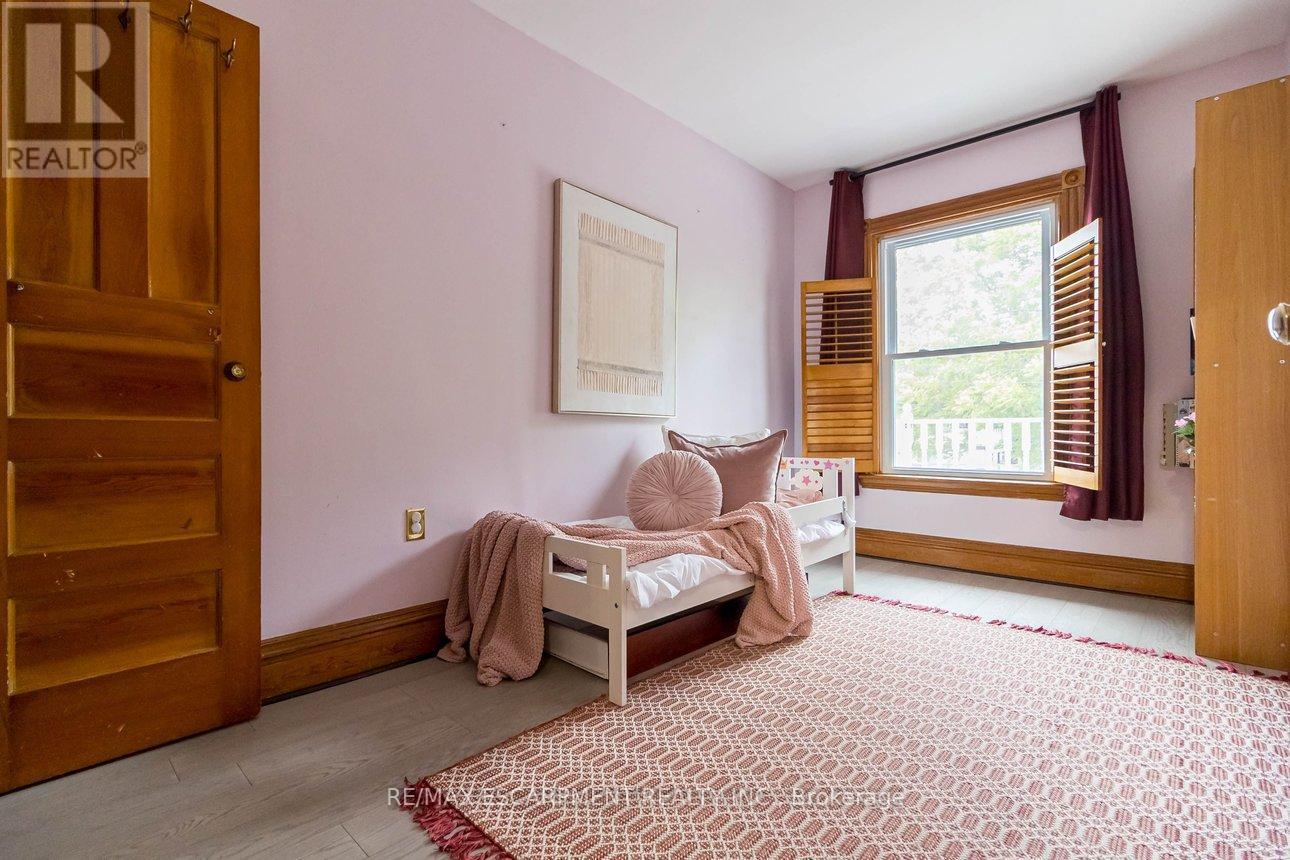 82 BURRIS STREET - 31
