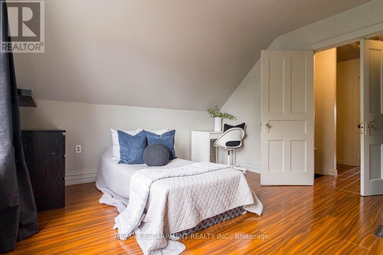 82 BURRIS STREET - 37