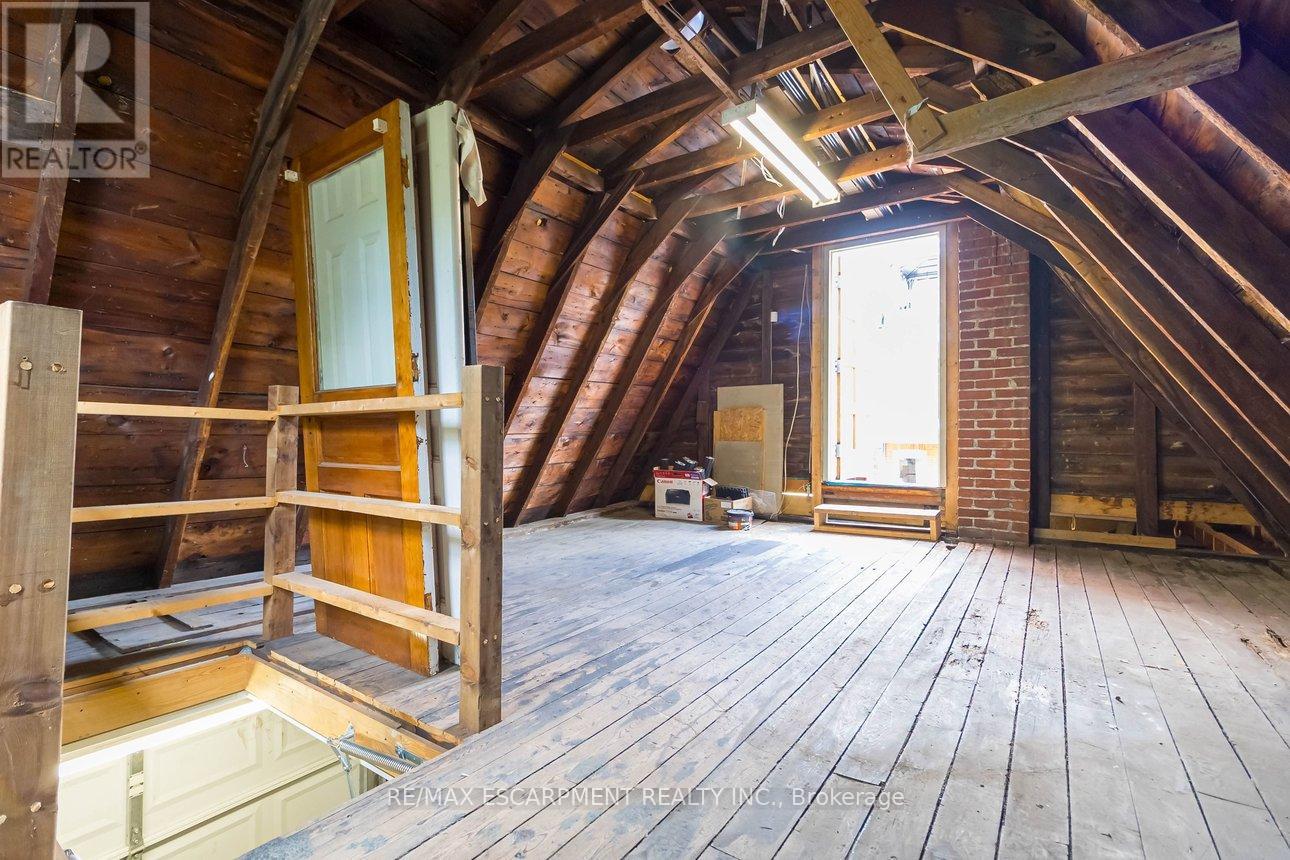 82 BURRIS STREET - 48