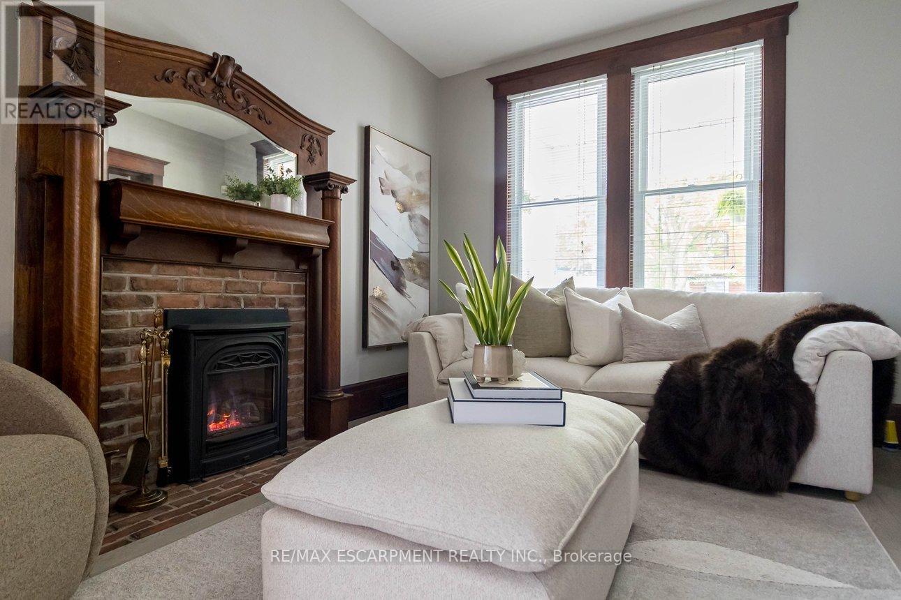 82 BURRIS STREET - 6