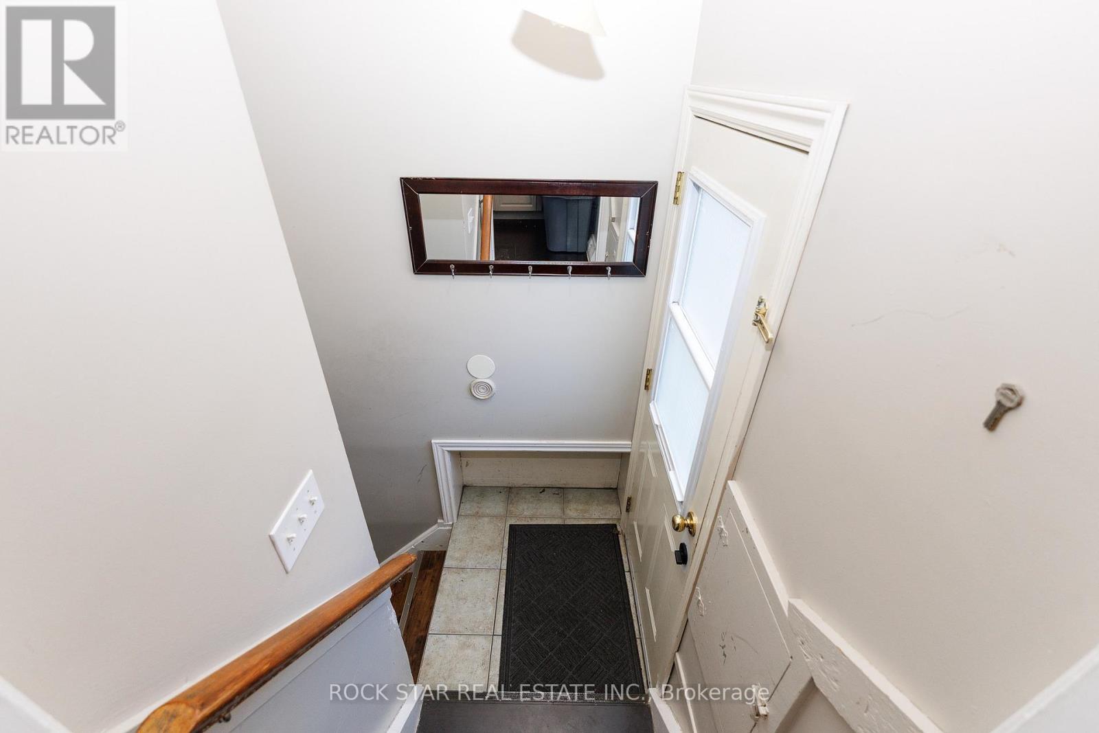 25 WARKDALE DRIVE - 15
