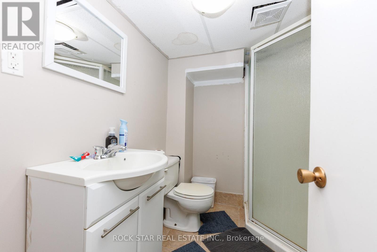 25 WARKDALE DRIVE - 17