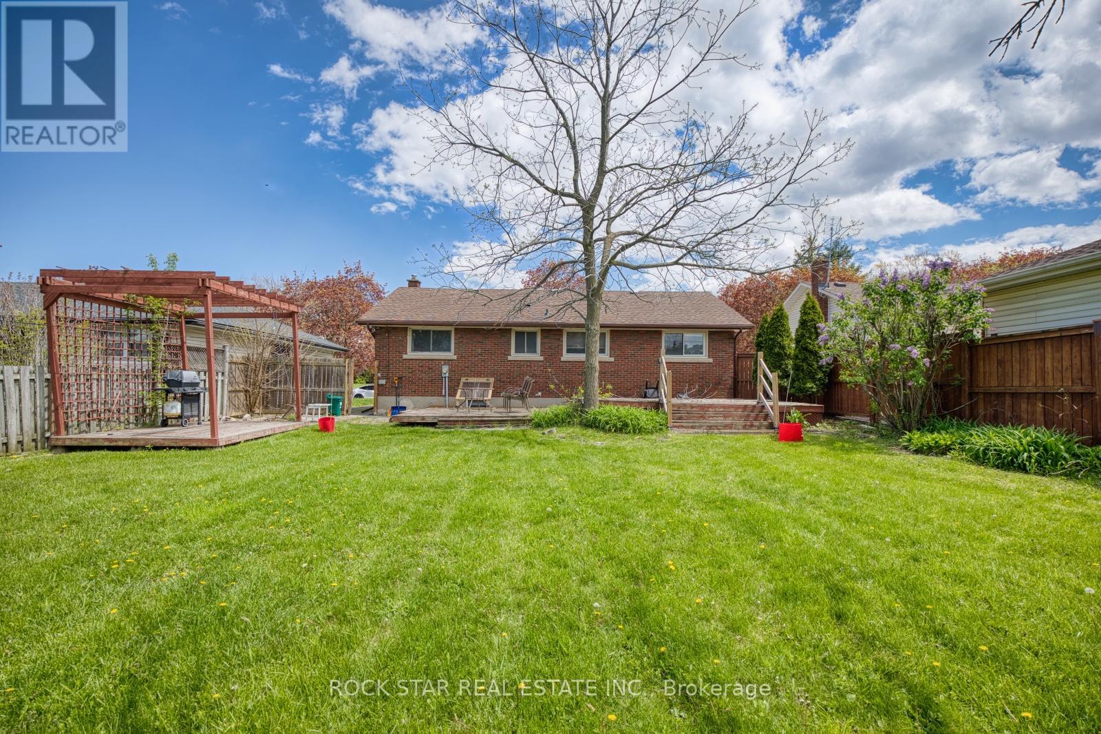 25 WARKDALE DRIVE - 28