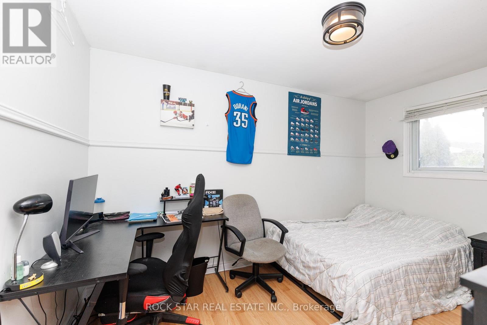 25 WARKDALE DRIVE - 9