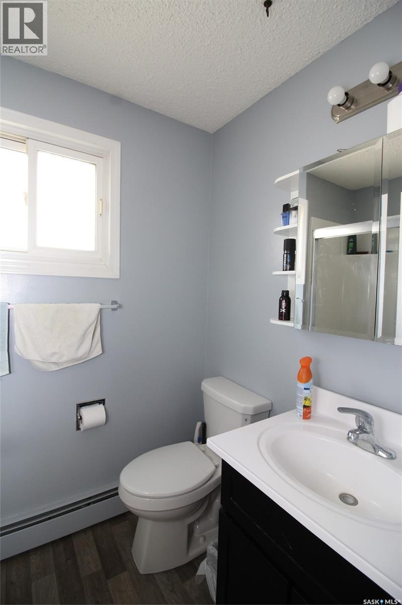 595 9th STREET W - 13