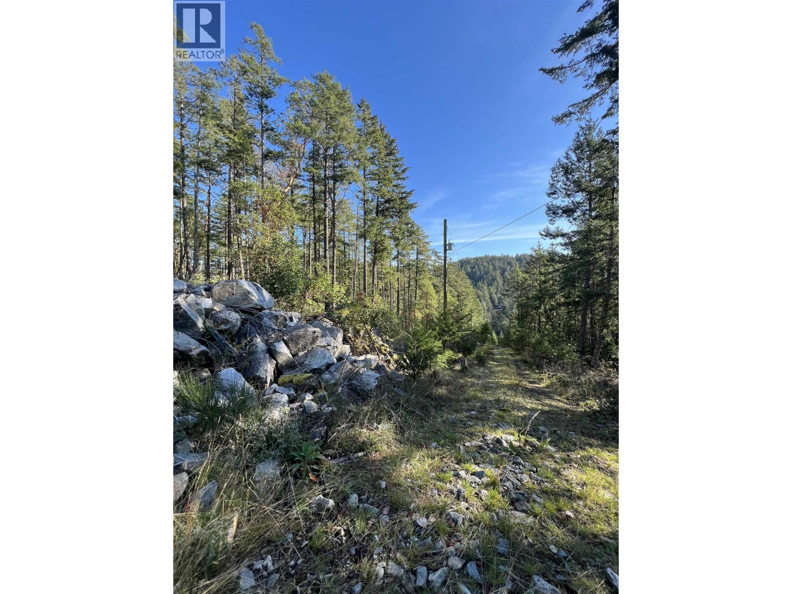13589 LEE ROAD, Garden Bay