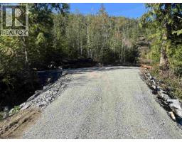 13623 Lee Road, Garden Bay, BC V0N1S1 Photo 10