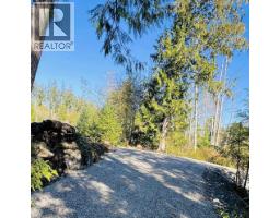 13623 Lee Road, Garden Bay, BC V0N1S1 Photo 7