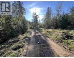13645 Lee Road, Garden Bay, BC V0N1S1 Photo 10