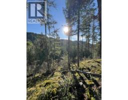 13830 Sakinaw Drive, Garden Bay, BC V0N1S1 Photo 6