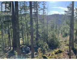 13830 Sakinaw Drive, Garden Bay, BC V0N1S1 Photo 9