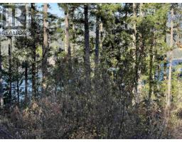 13808 Sakinaw Drive, Garden Bay, BC V0N1S1 Photo 7