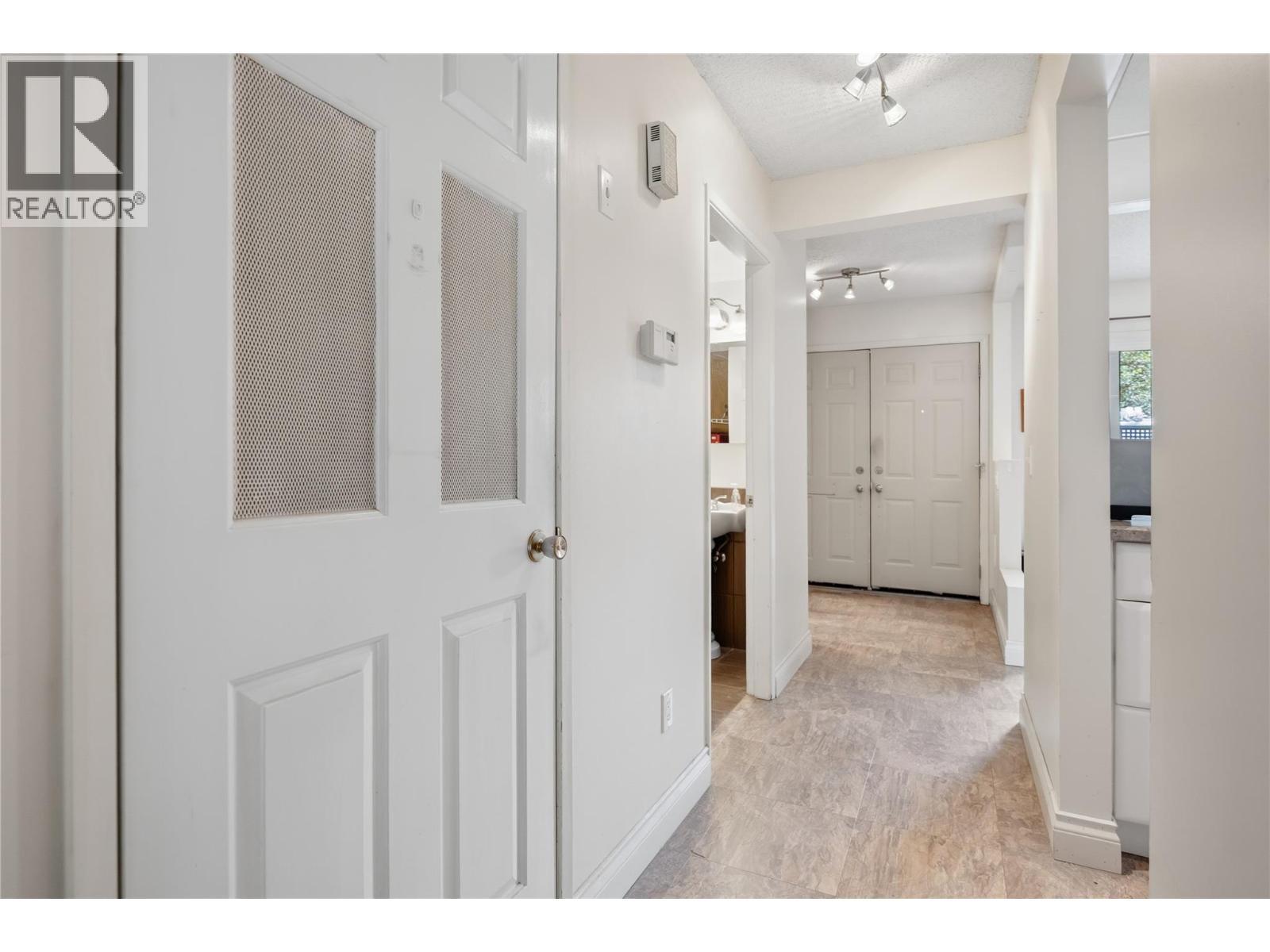 #115 1050 SPRINGFIELD Road - 15