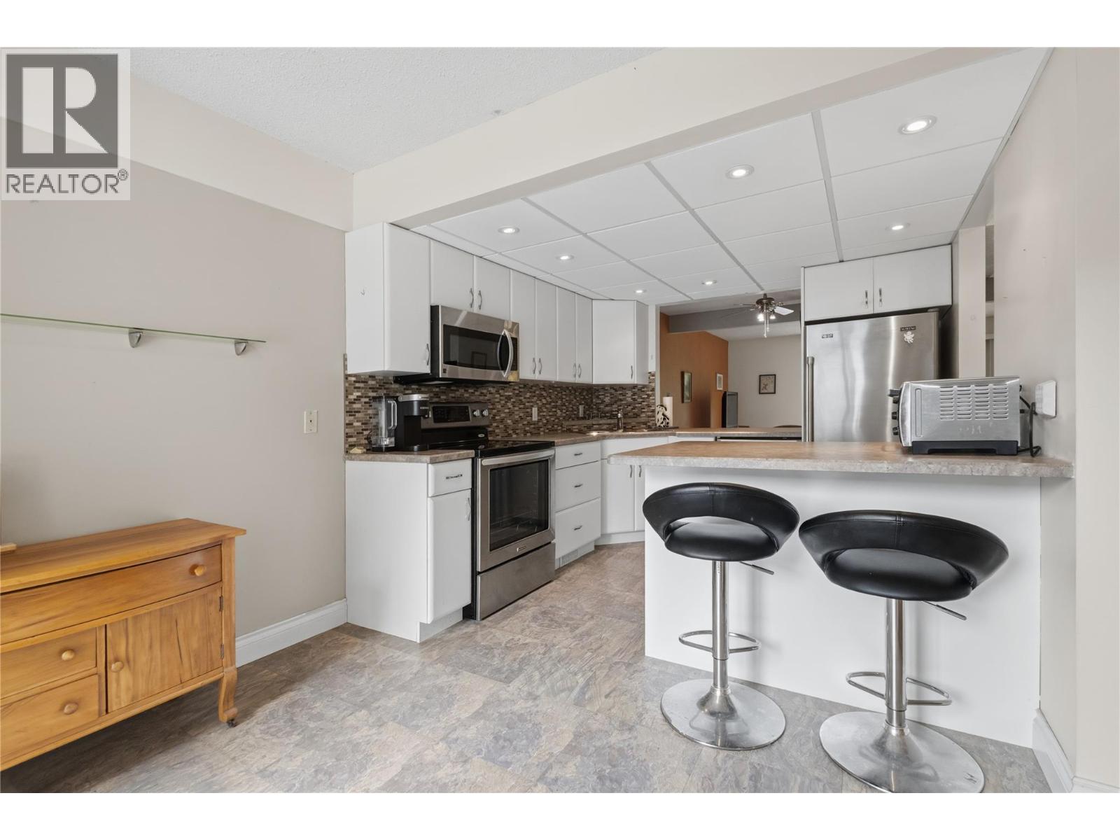 #115 1050 SPRINGFIELD Road - 21