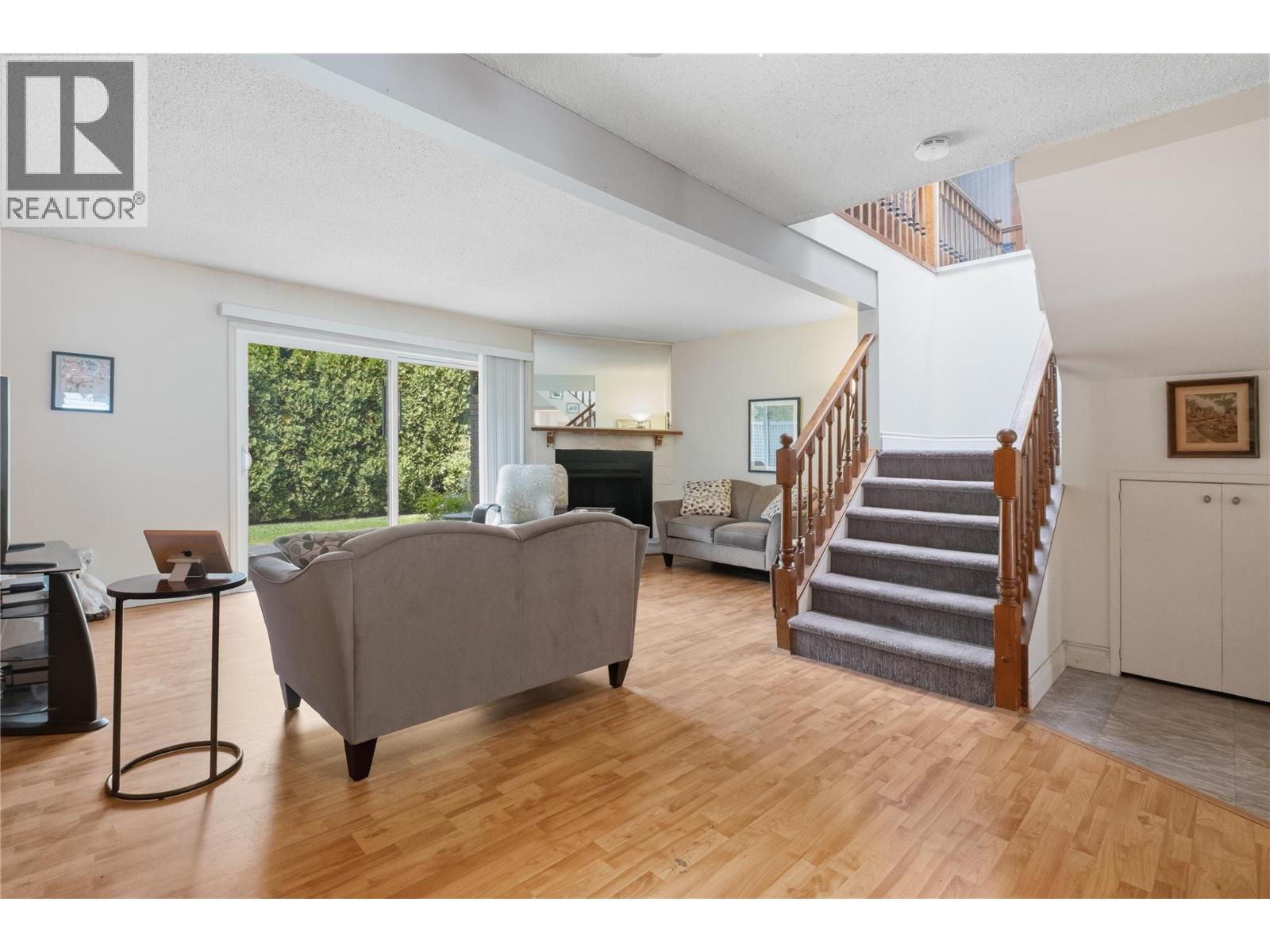 #115 1050 SPRINGFIELD Road - 6