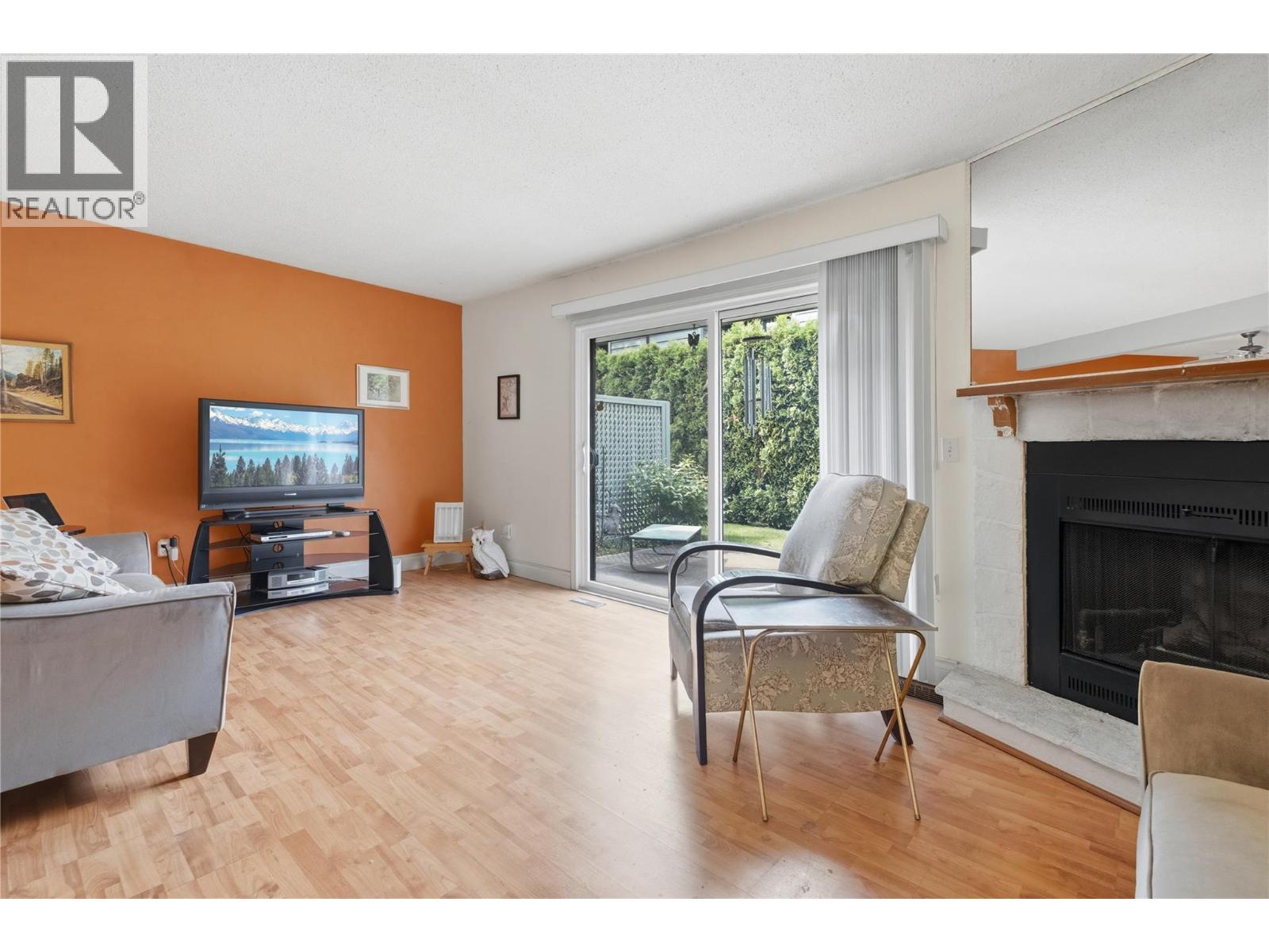 #115 1050 SPRINGFIELD Road - 9