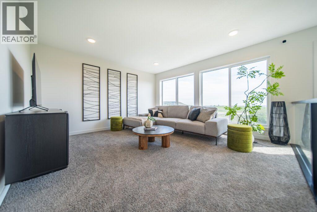 *Photos are representative of a similar model. Colours, finishes, fixtures, and layout specifications may vary. Area size was calculated by applying the RMS to the blueprints provided by the builder.*