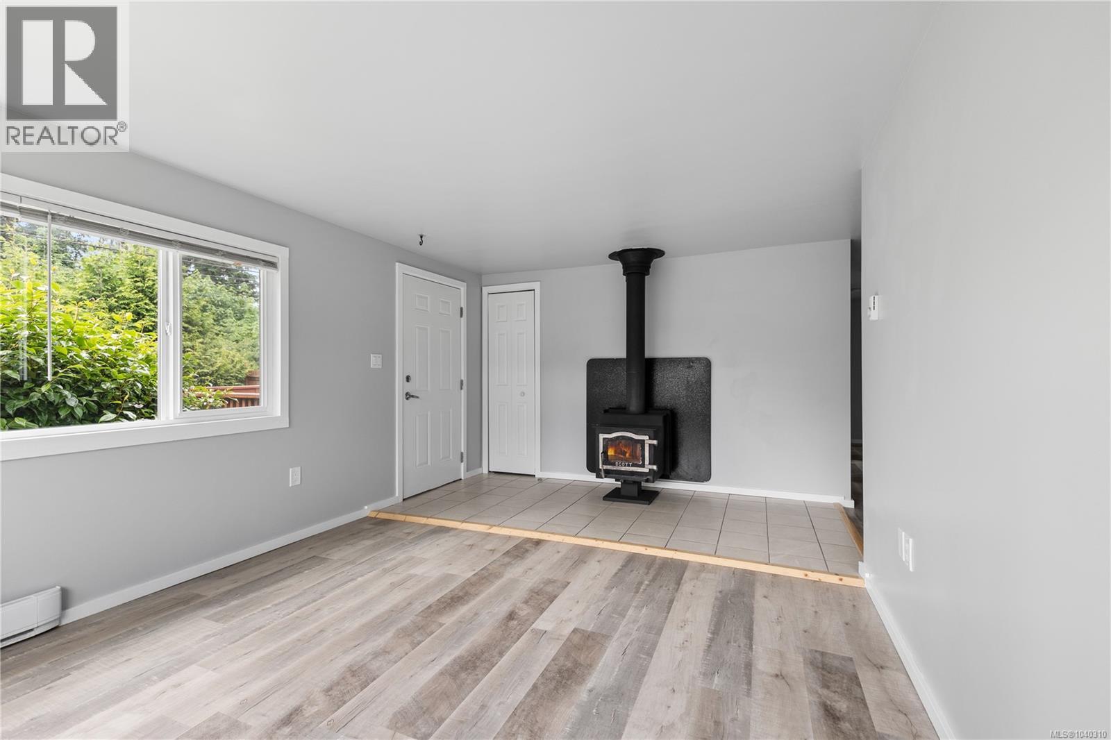 1870 McDonald Rd - 5