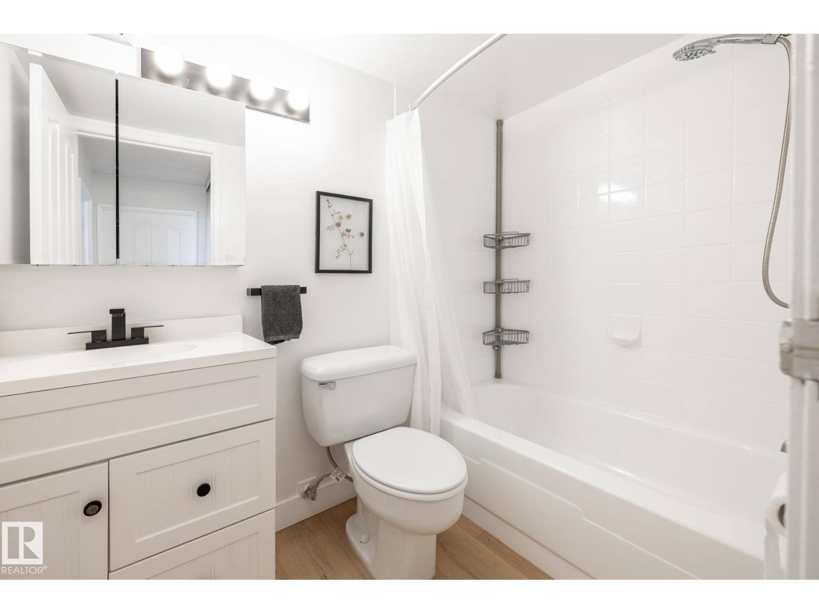 #807 10011 116 ST NW - 18