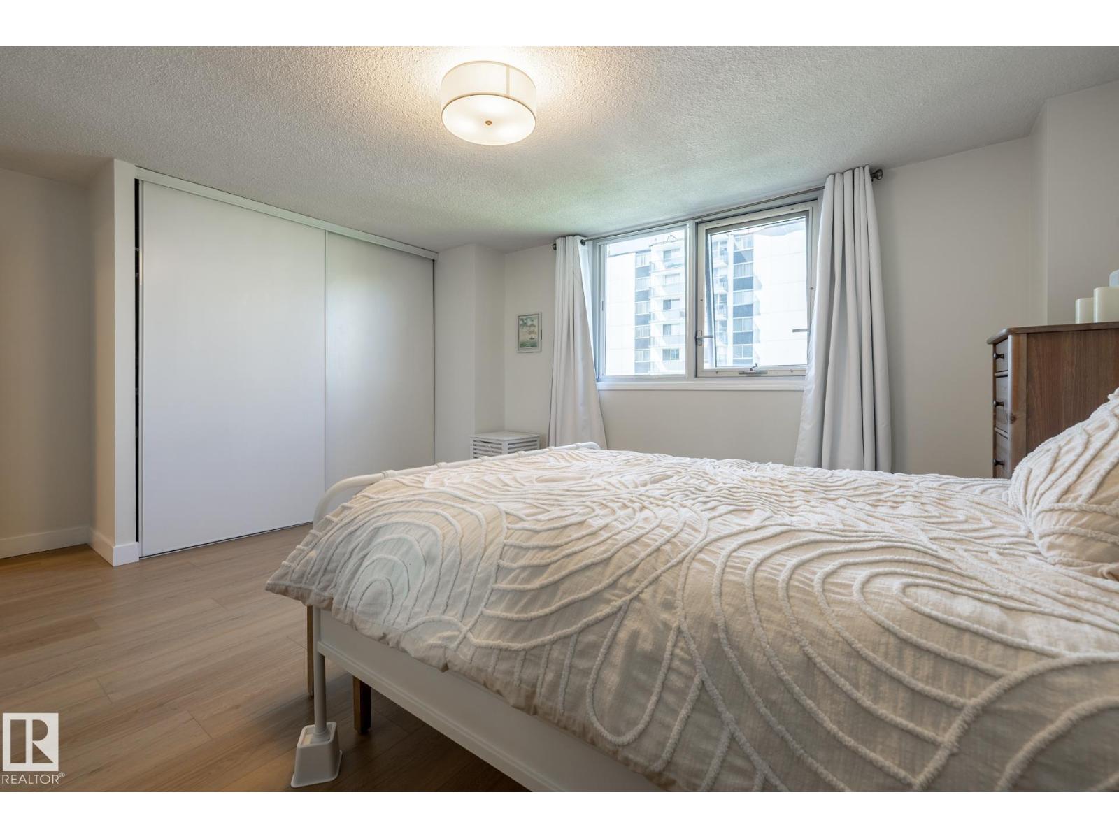 #807 10011 116 ST NW - 23