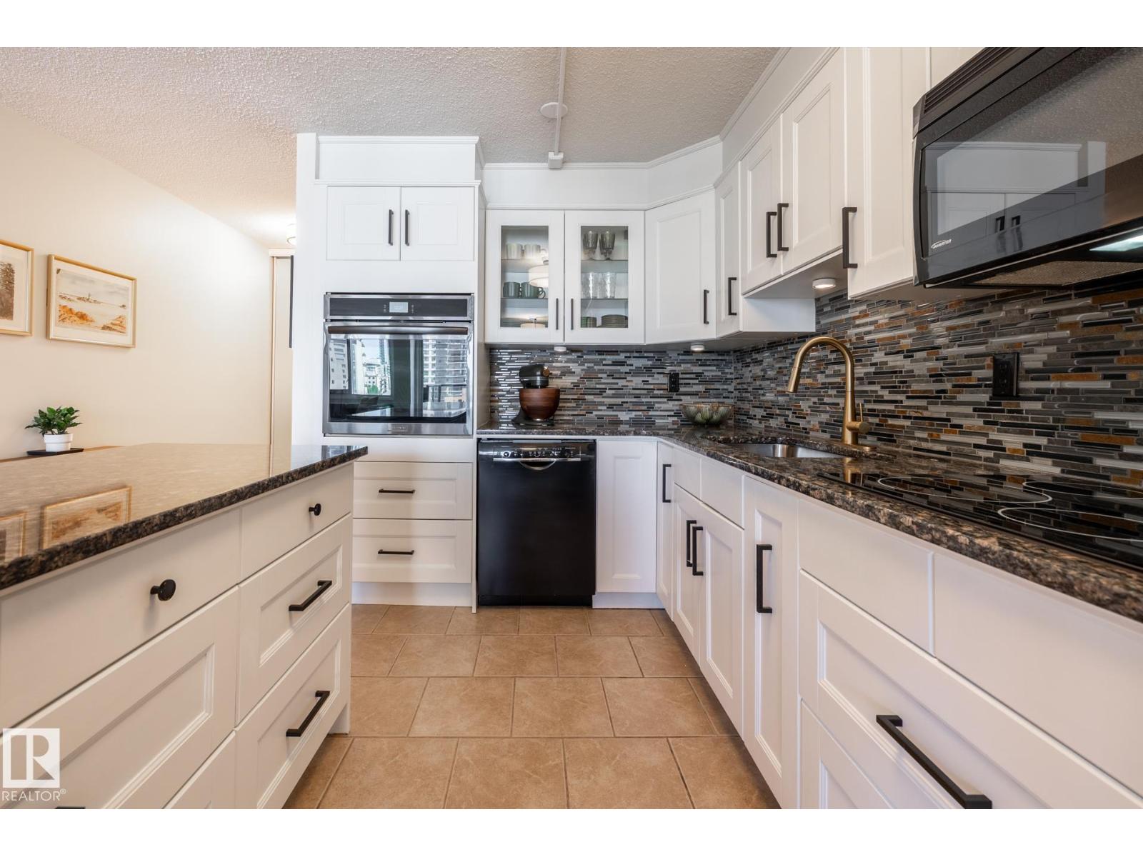 #807 10011 116 ST NW - 3
