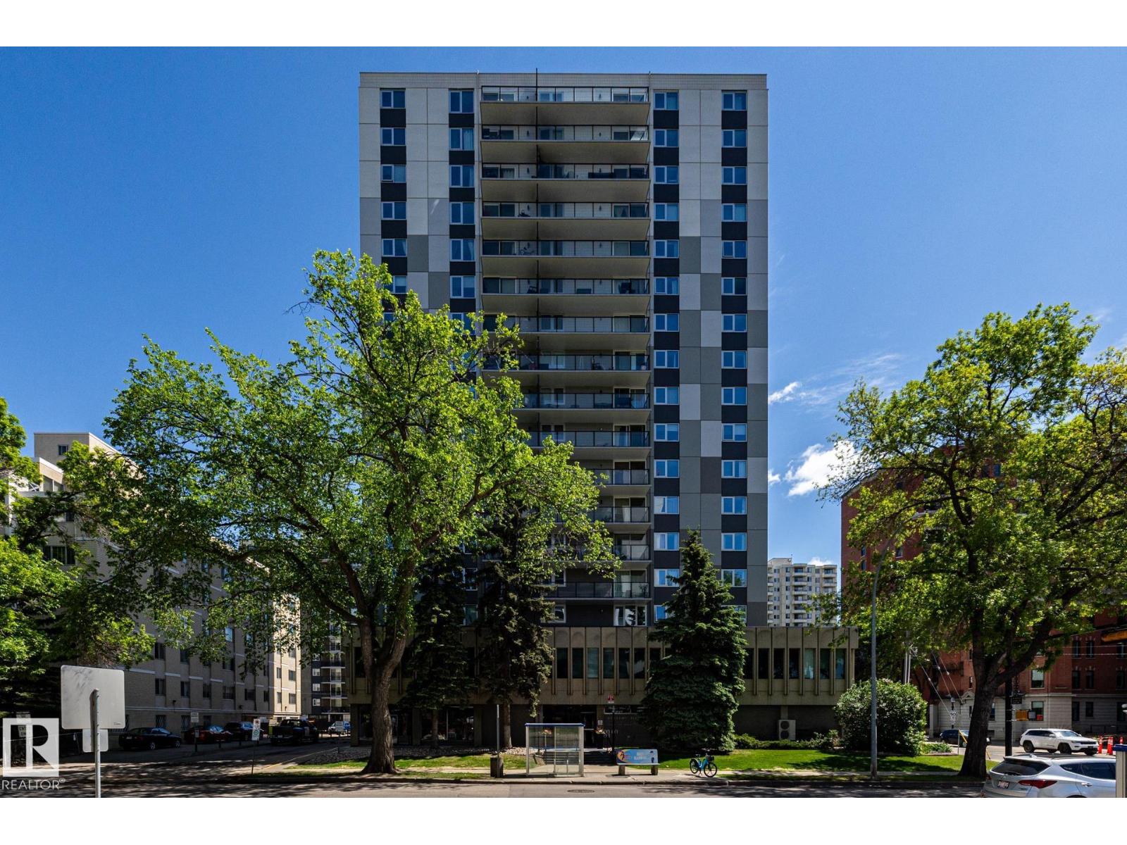 #807 10011 116 ST NW - 44