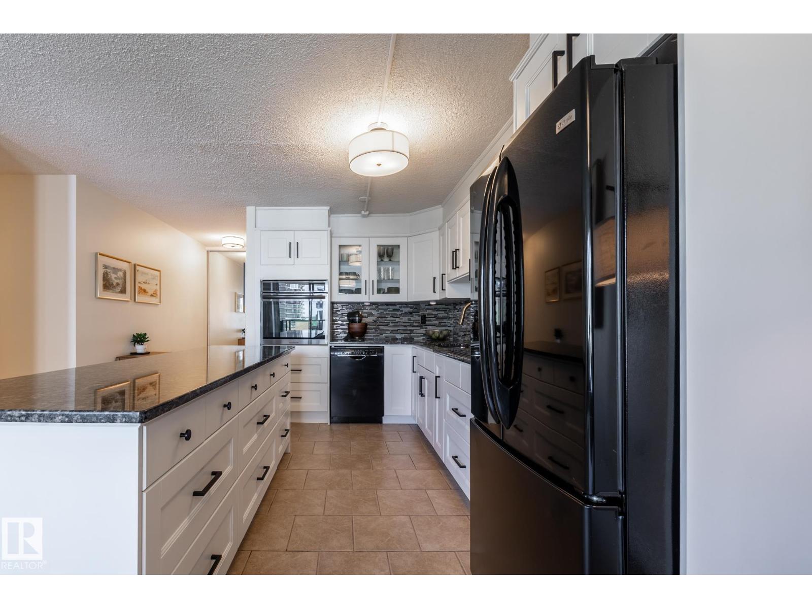 #807 10011 116 ST NW - 6