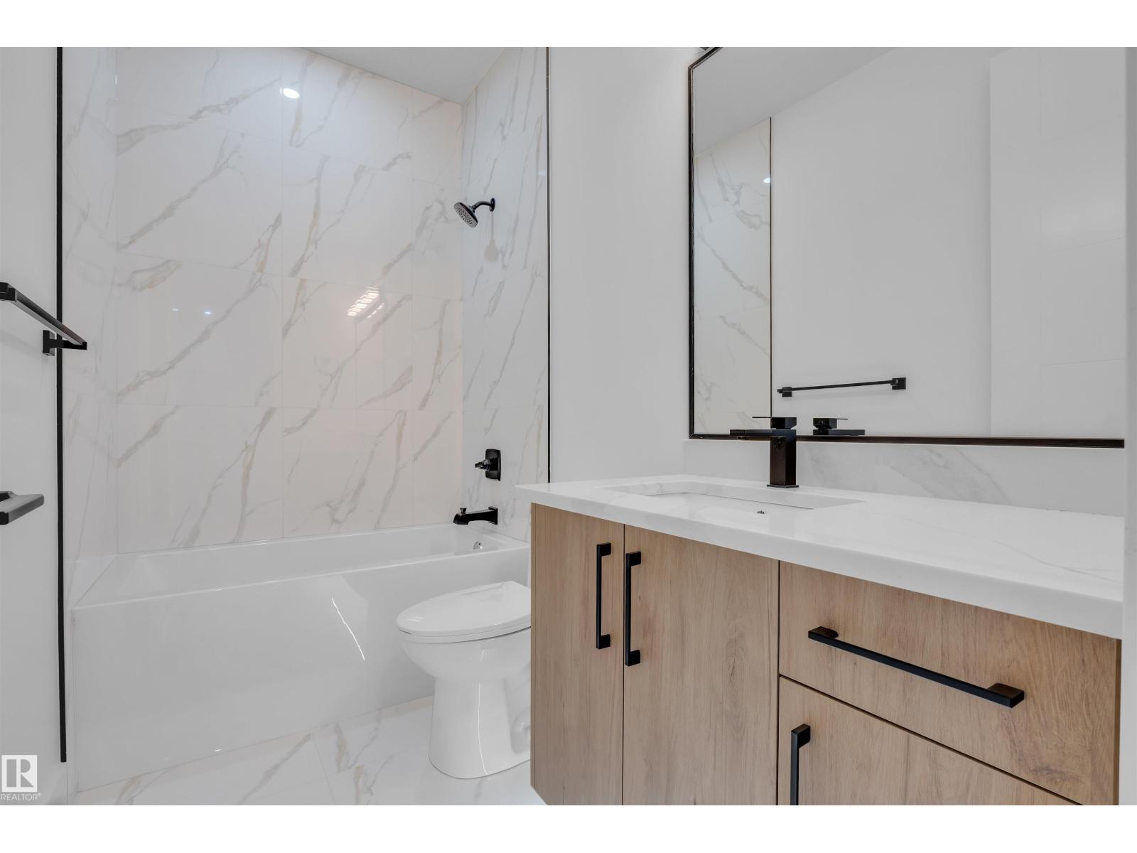 3513 42 AV — photo 30
