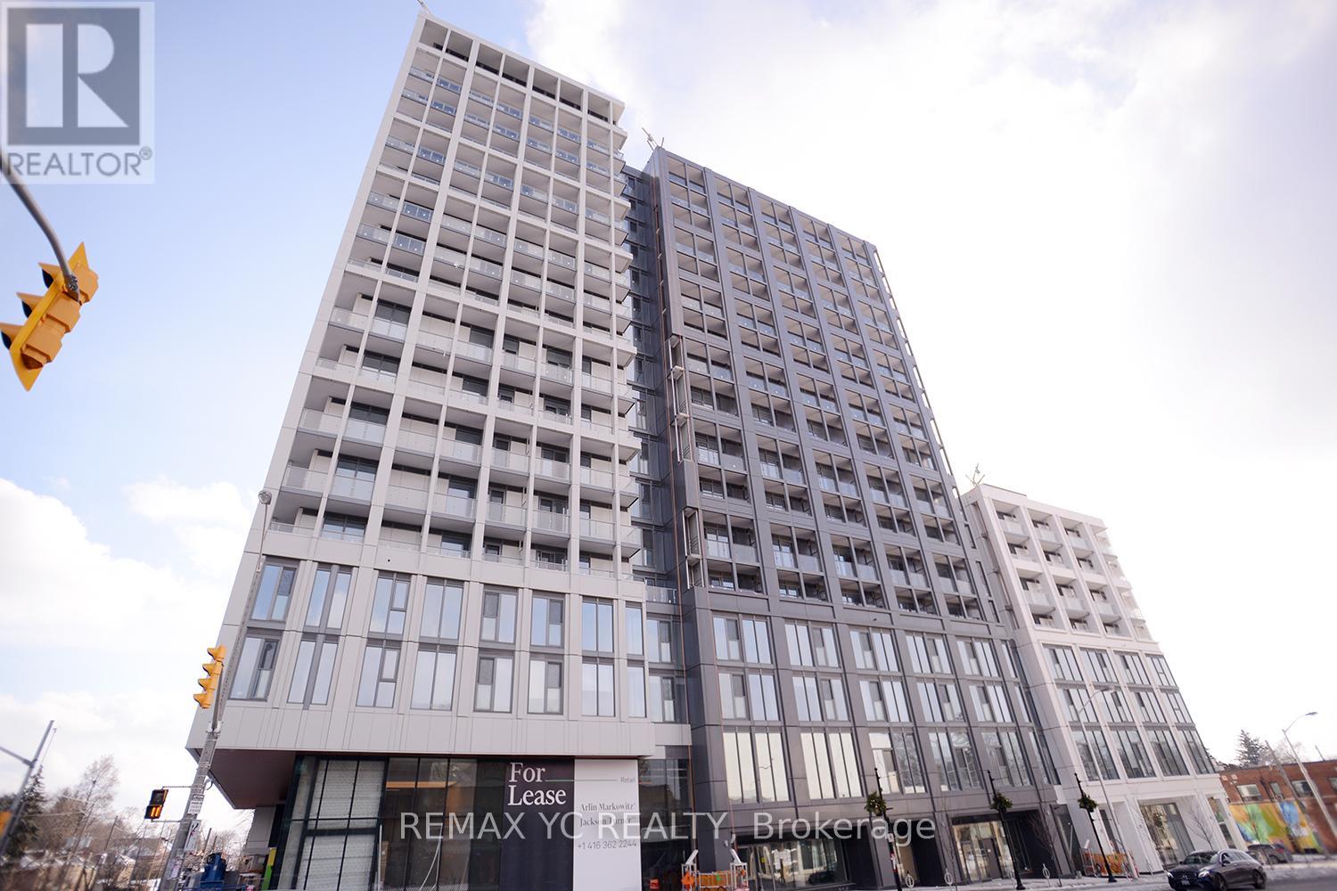Listing photo of 721 - 2020 BATHURST STREET