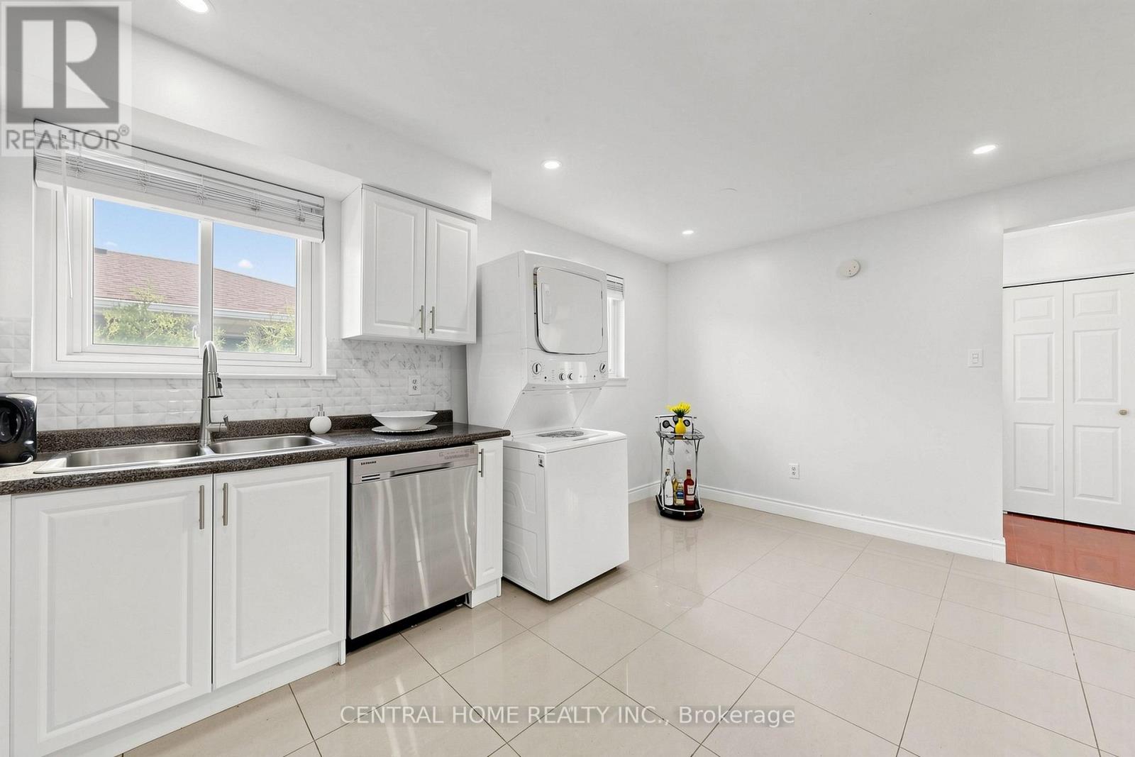 80 HEASLIP TERRACE - 13