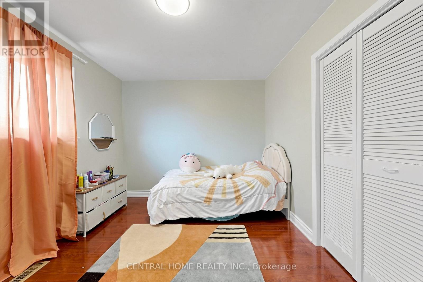 80 HEASLIP TERRACE - 19