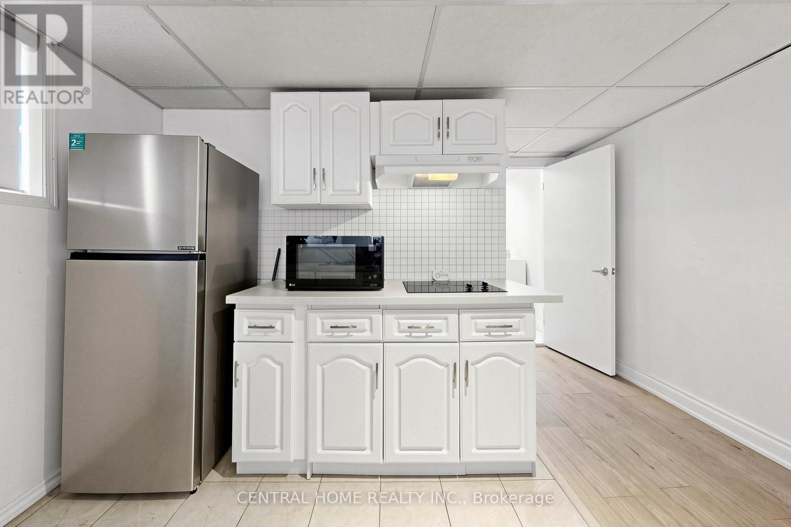 80 HEASLIP TERRACE - 29